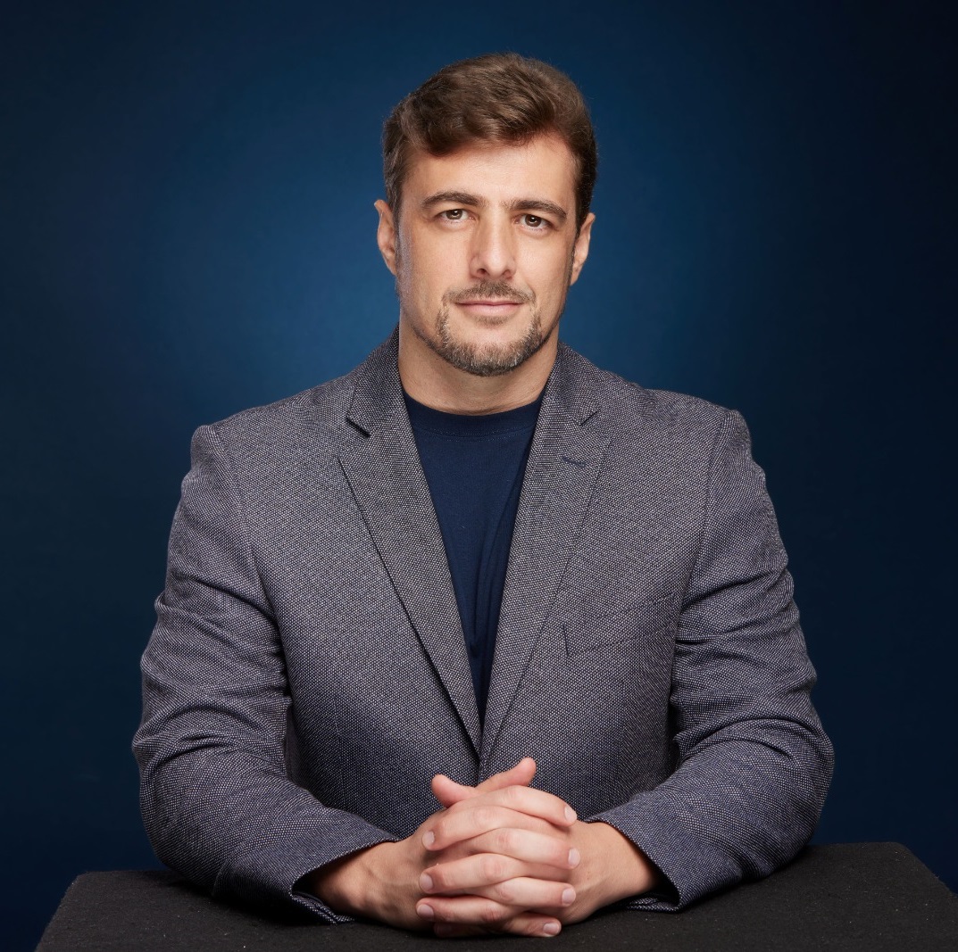Dr. Felipe Gomes Sales