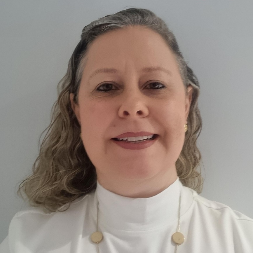 Dra. Fernanda Simioni Gasparotto